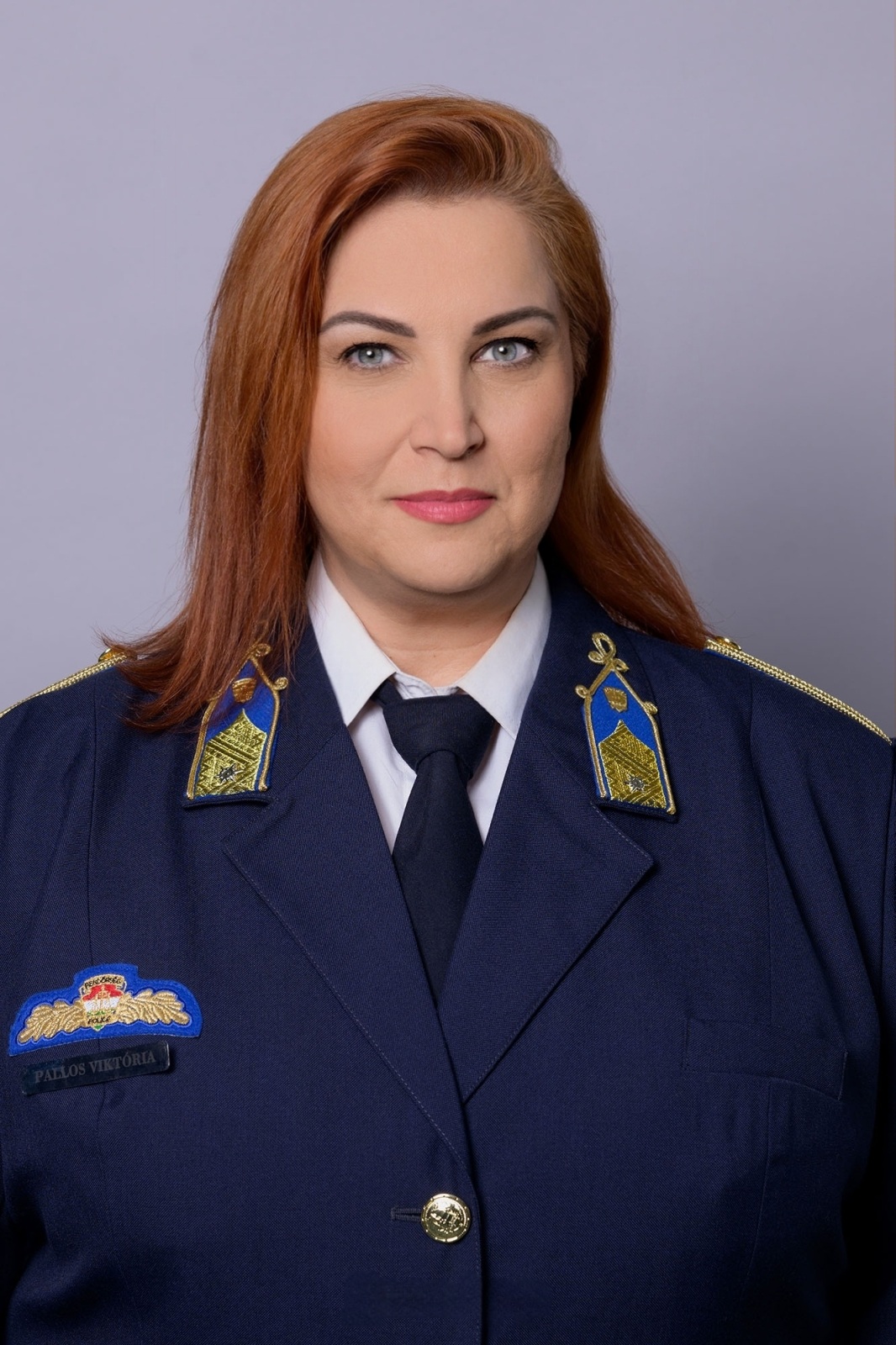 Pallos Viktória r. őrnagy, ügyeletvezető