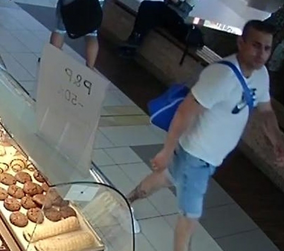 Napszemüvegeket lopott