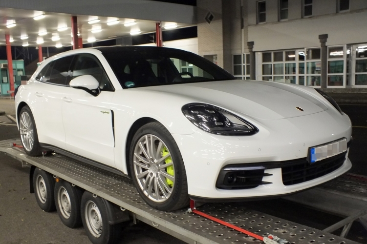 Korozott Porsche Tompan A Magyar Rendorseg Hivatalos Honlapja