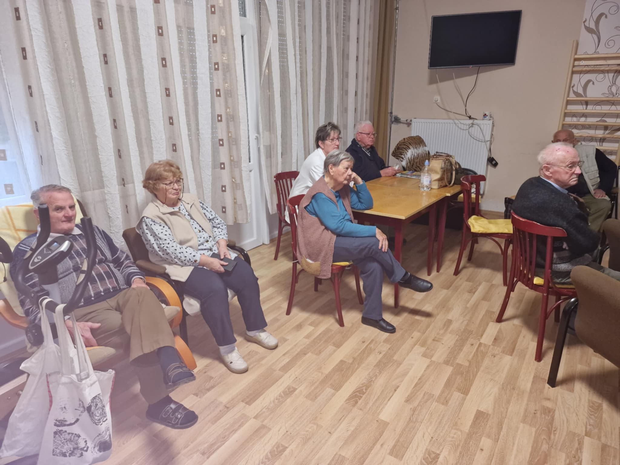 tolnamegyeihirek.hu - Az idősek biztonságáért: bűnmegelőzési előadások Tamásiban és Diósberényben