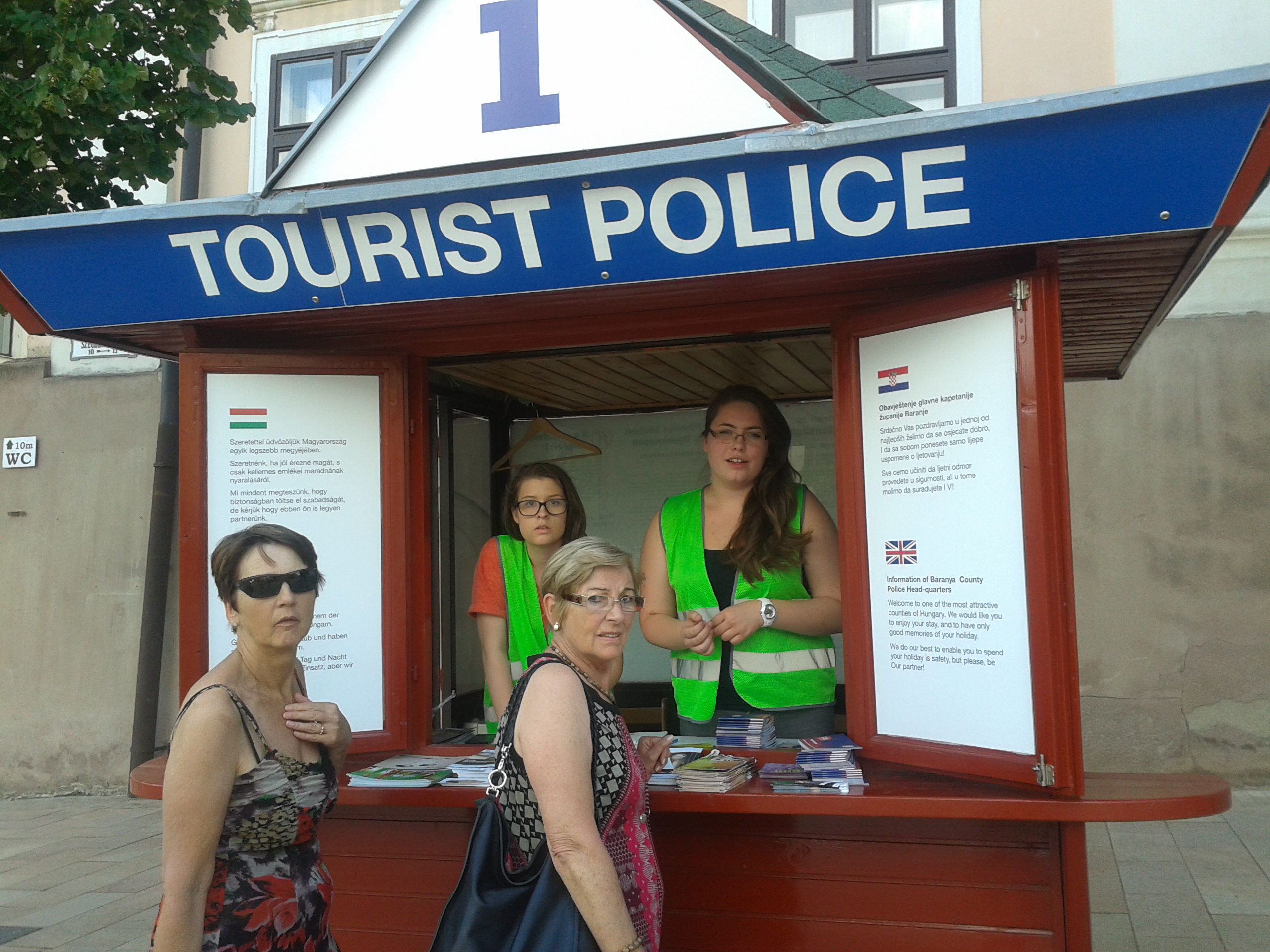 tourist police office