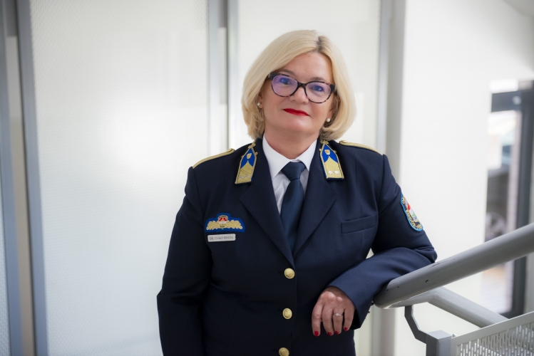 Csákó Ibolya alezredes