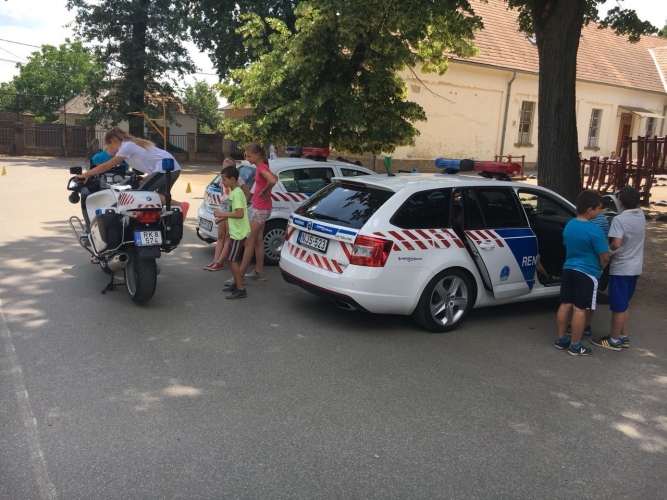 bemutató Tolna