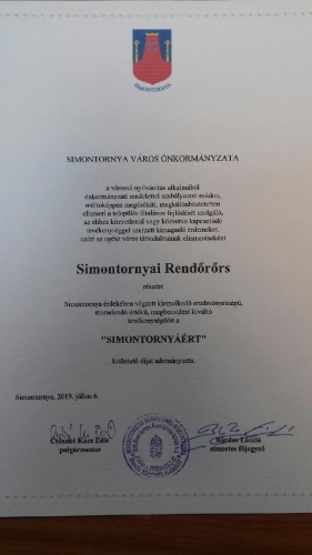 kép