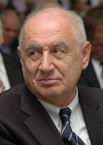 Korinek László