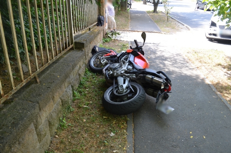 összetört motor