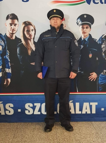 kép