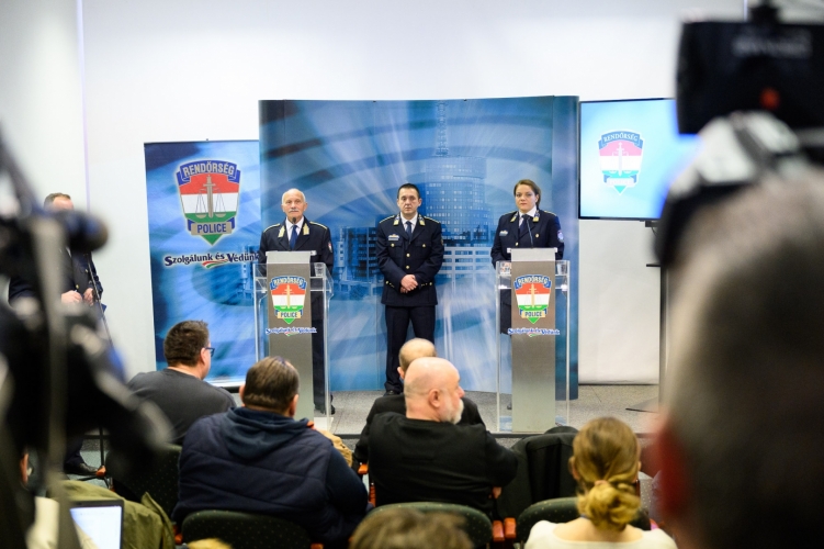 Gyanús körülmények között eltűnt nő holttestét találták meg a rendőrök Szóládon