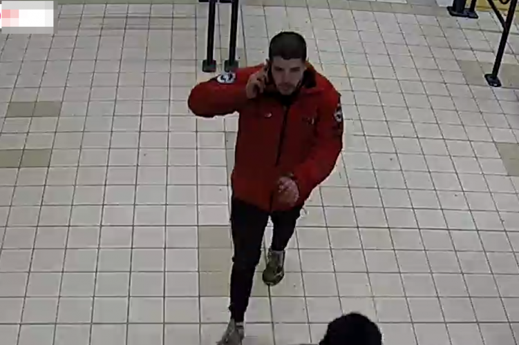 Lopás miatt keressük, jelentkezzen, ha felismeri!